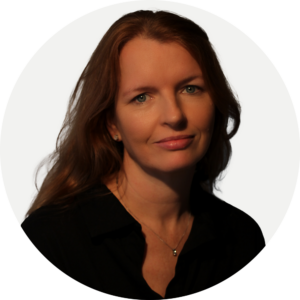 Dr Maria Moloney Podcast Headshot